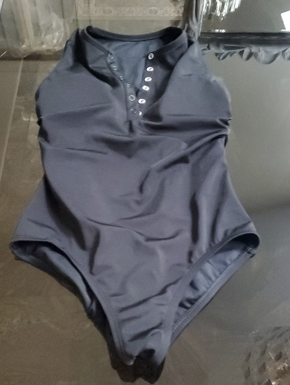 Lands' End Black 1-piece Lady's Swim suit Size 4 R full coverage snap too
